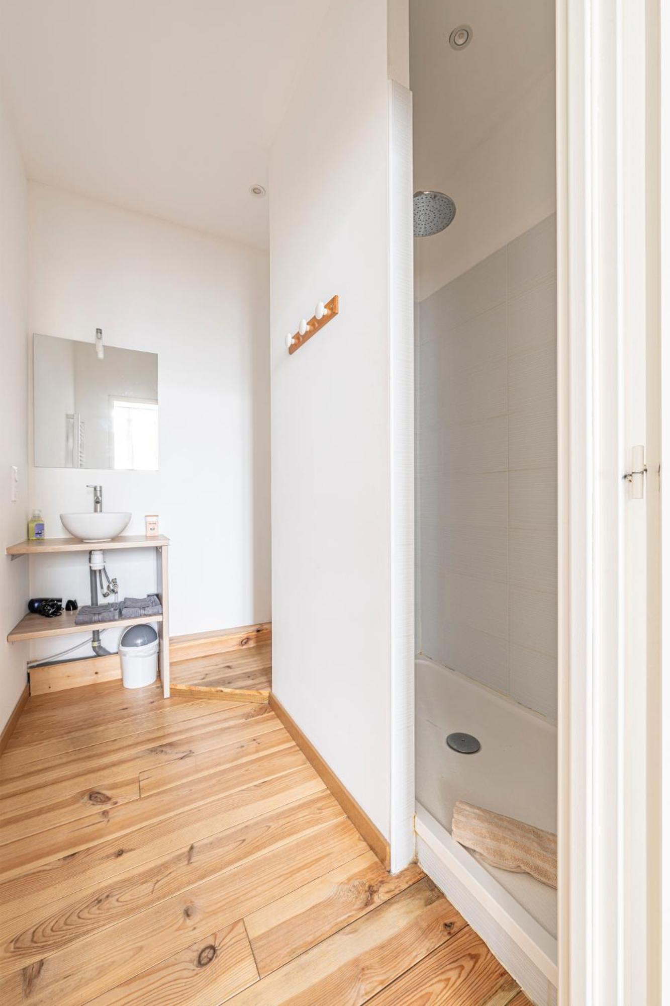 Chambre Privee Premium "La Suite Prestige" 波城 外观 照片